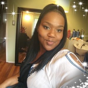 Meet your Posher, Doretha